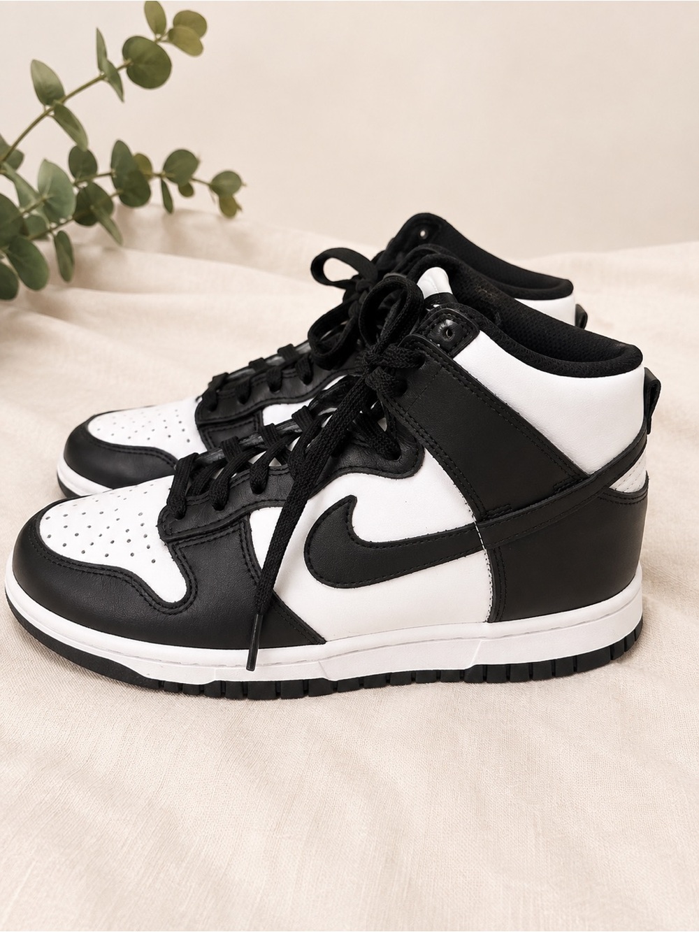 Nike Dunk High Panda Black White Women’s Size 7